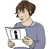 Eine Frau hält ein Heft mit einem i für Info.